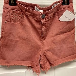 Habitual Thalia Ultra Hi Rise Short - Size 31 - NWT
